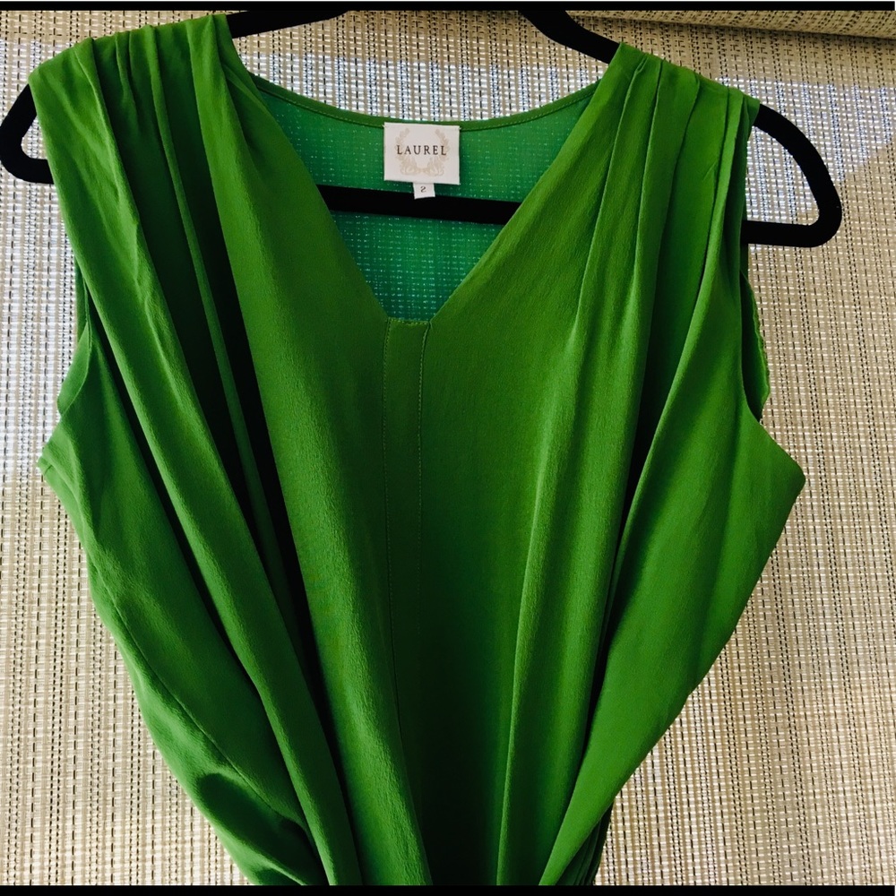 Anthropologie * size 2 * 100% Silk * Green dress